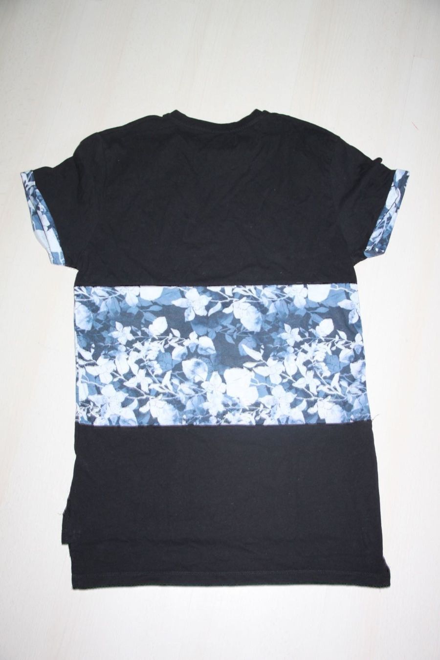T-Shirts: cooles T-Shirt S – Gebraucht aus Walterswil SO von Mama_noel 1