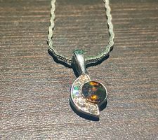 Elegante Kette mit Cubic Zirkonia CZ