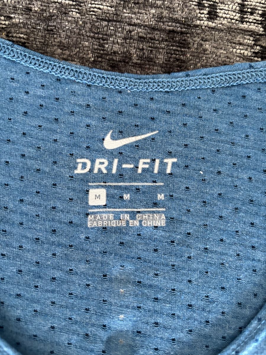 Nike T-shirt: Débardeurs Nike  – Usato da Conthey venduto da deb_29ww 6