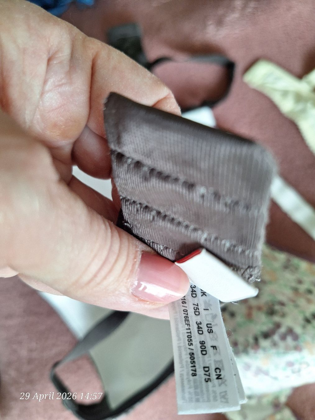 Esprit Altra biancheria intima: Esprit Bras Bundle - Sizes 32D, 34D, 70D, 75D - Used – Usato da Marin-Epagnier venduto da Natasa82 5