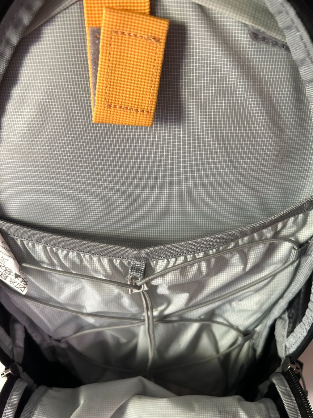 Jack Wolfskin Zaini: Rucksack Jack Wolfskin schwarz, NEU – Nuovo (secondo la descrizione) da Ettingen venduto da sagada81 3