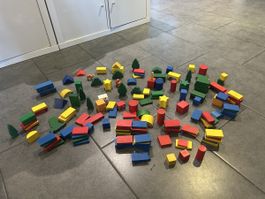 Bunte Holzbausteine für Kinder, Konvolut / 150 Teilig