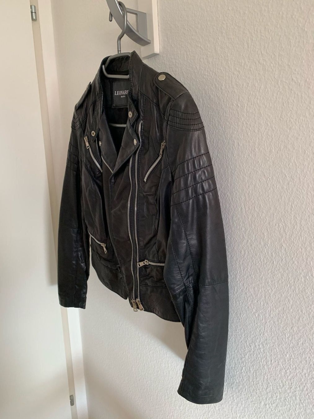 Jacken: Dunkelblaue Lederjacke Marke Leonardo – Neu (gemäss Beschreibung) aus Erlenbach ZH von OD15 3