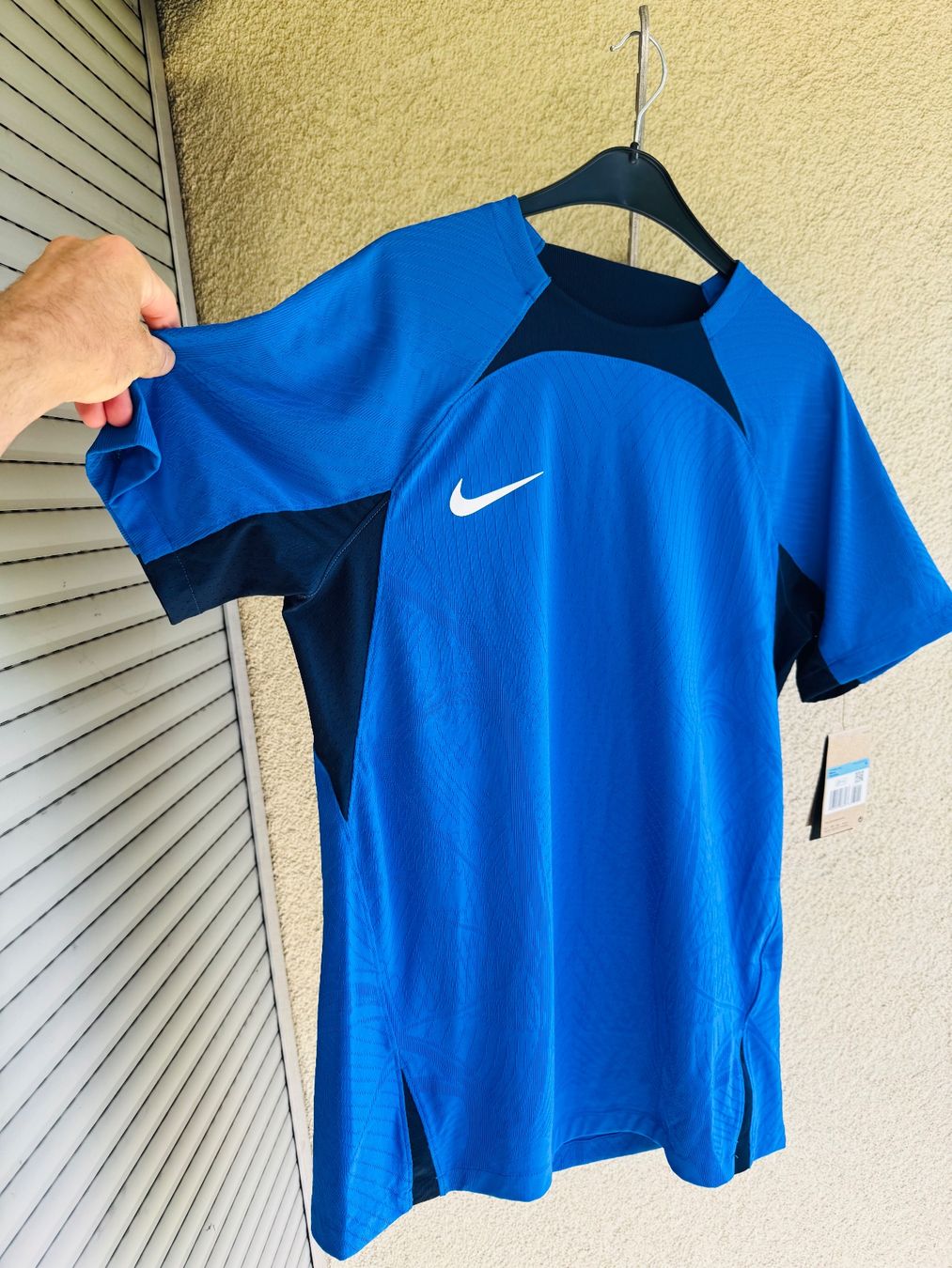 Nike T-Shirts: Nike Performance – Neu und originalverpackt aus Oftringen von bmw_b8bm 2