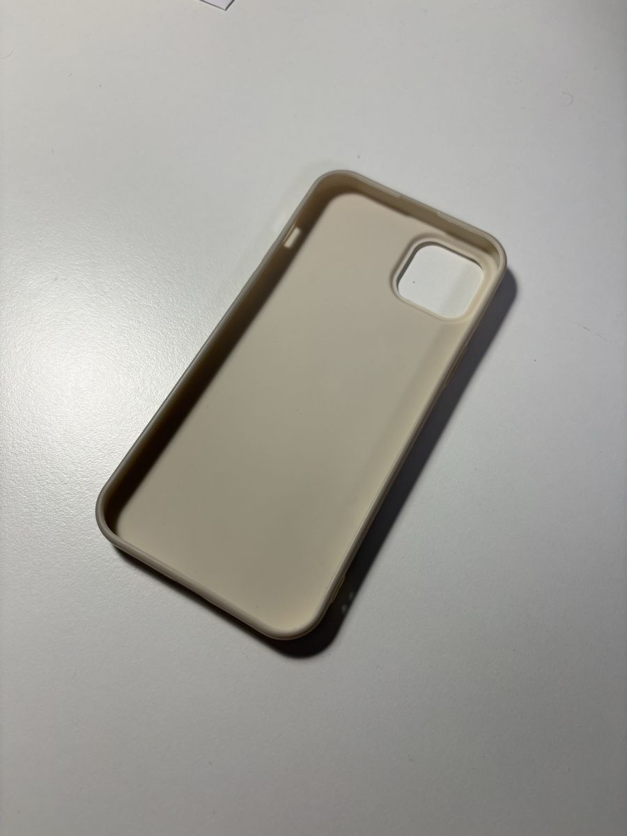 Apple Cover & Protezioni schermo: iPhone 14 Plus Handyhülle mit Sternen – Nuovo (secondo la descrizione) da Rümlang venduto da svent 1