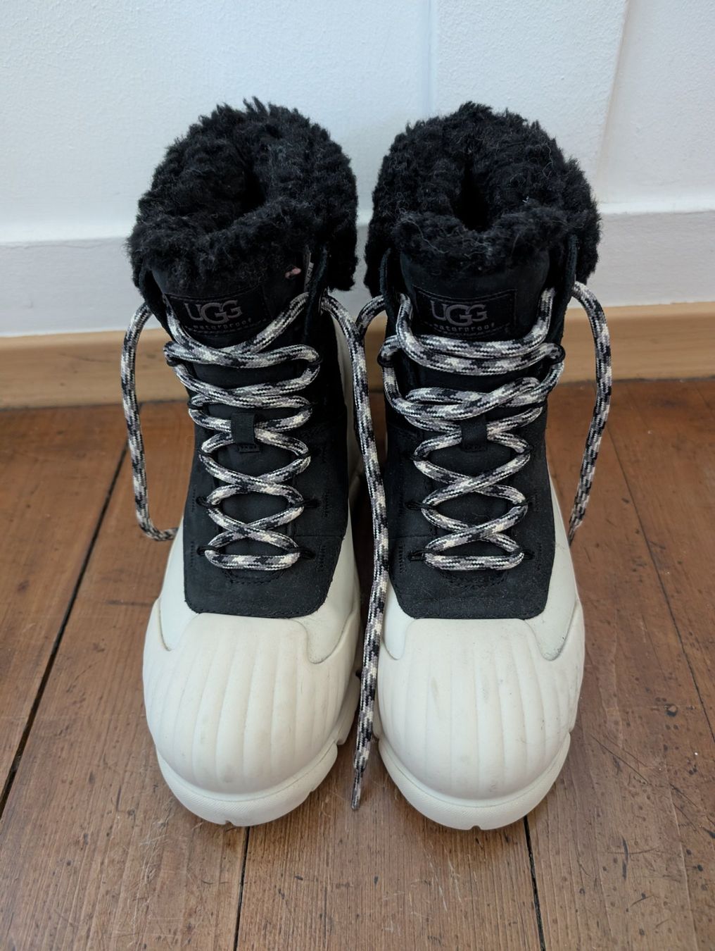 Ugg Scarpe da donna: Ugg Winterstiefel – Usato da Frauenfeld venduto da Shiranui 1