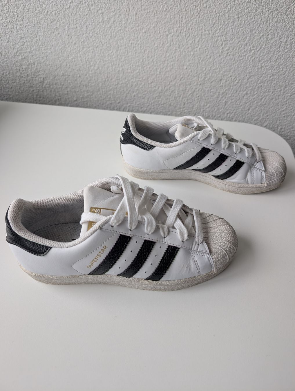 Adidas Scarpe da donna: Adidas Superstar Size 36 – Usato da Schlieren venduto da ian_gdp8 3