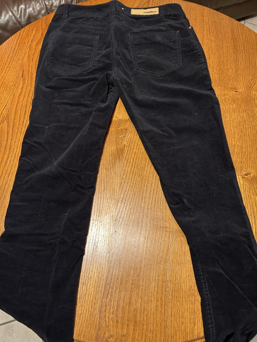 Jeans: Jeans dame – Usato da Montsevelier venduto da Batson 1