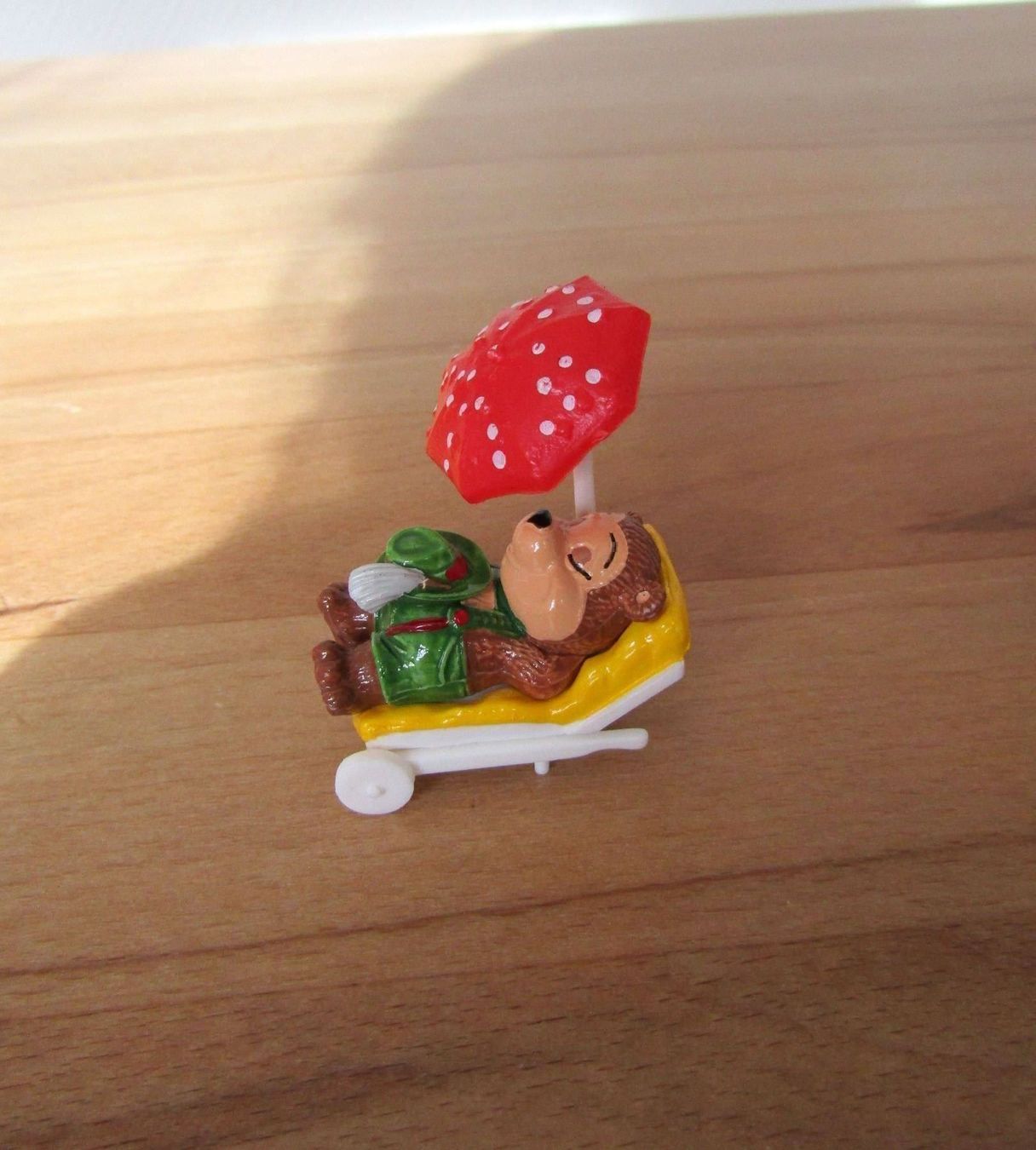 Statuette: KINDEREI- FIGUREN, Ü-EI FIGUREN FERRERO – Usato da Schönengrund venduto da cuishla 2