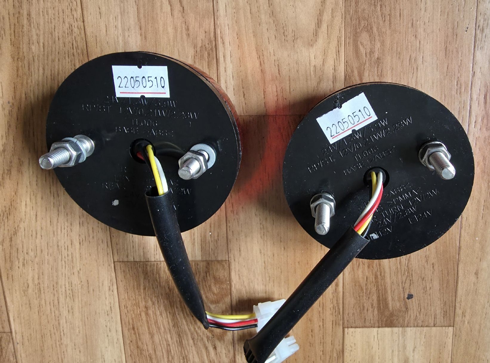 Accessori per altri veicoli: Kyburz DXP Kontrollluchte Blinker Set mit 2 Stück – Nuovo e nell'imballaggio originale da Aarburg venduto da moto100 1