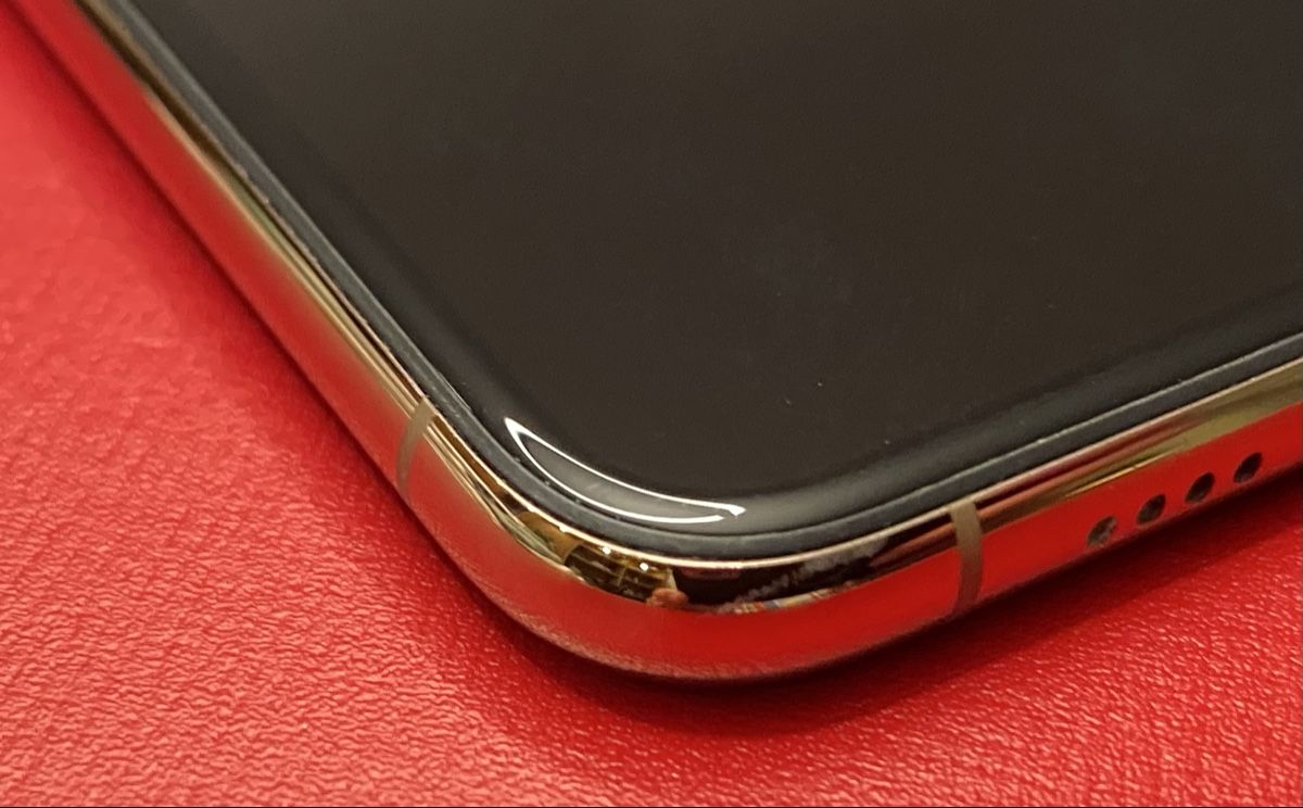 Apple Telefoni cellulari / Smartphones: iPhone 11 Pro Max 256 GB Gold – Usato da Wollerau venduto da Sondi22 9
