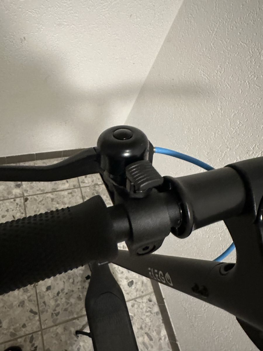 Kickboard: Elektroroller Elego schwarz/blau – Neu und originalverpackt aus Zufikon von tam_gfx6 4