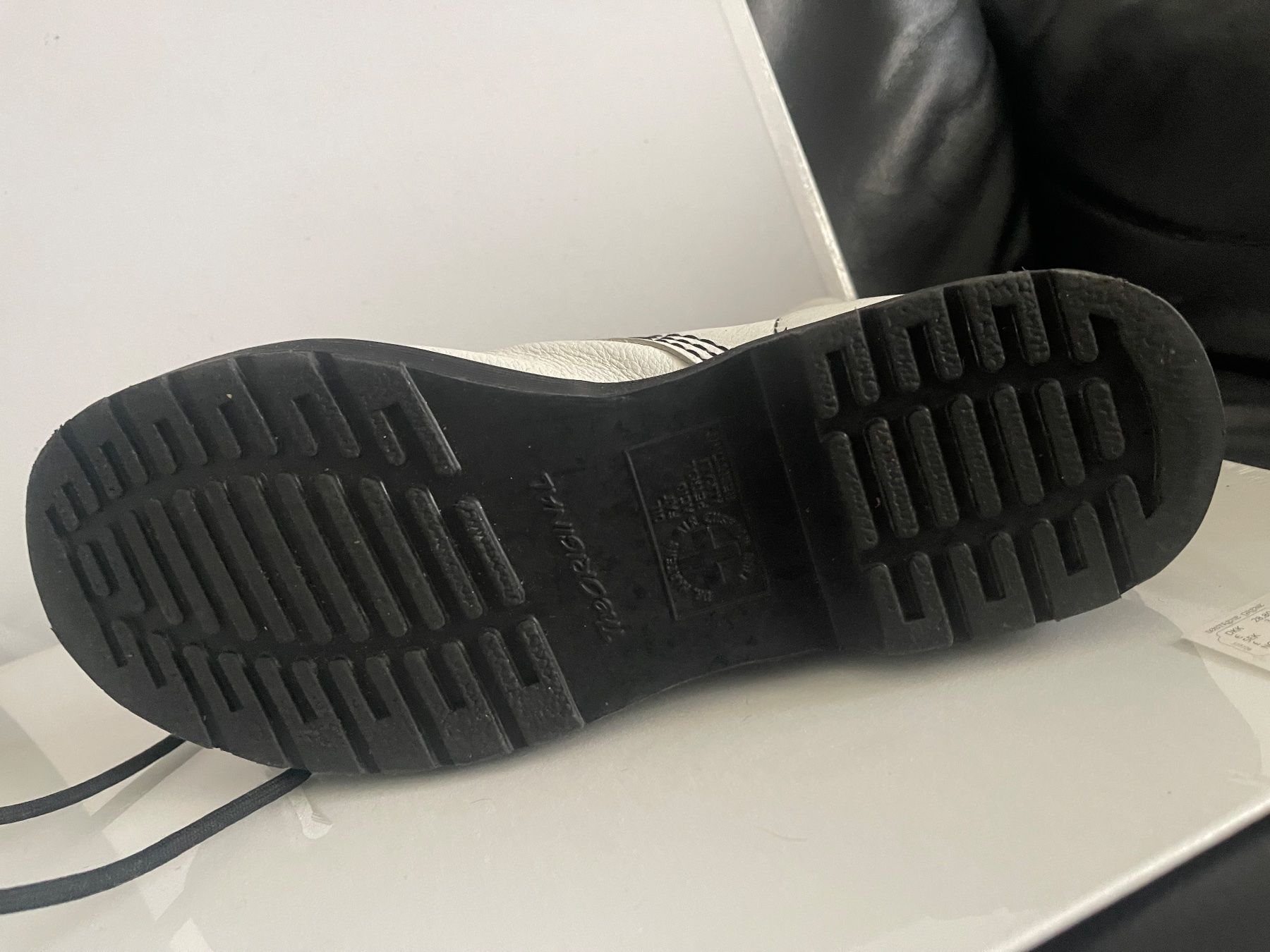Scarpe da uomo: Dr. Martens – Usato da Hinterkappelen venduto da lid_9h7j 3