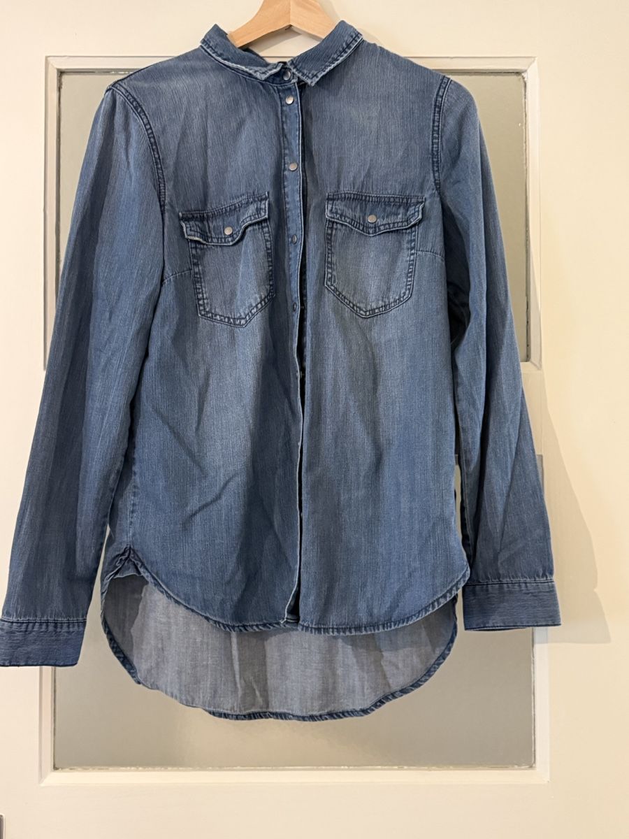Vero Moda Camicette: Jeanshemd von Vero Moda - Grösse M – Nuovo (secondo la descrizione) da Basel venduto da zukk_