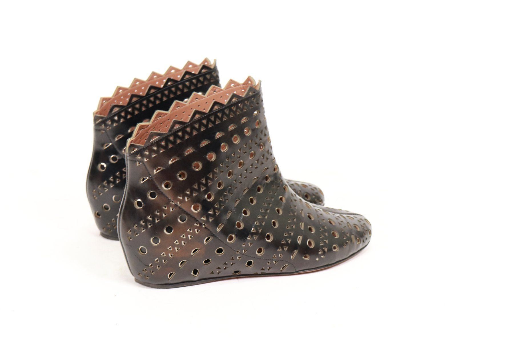 Alaia Damenschuhe: Azzedine Alaïa Schwarz Stiefeln - Gr.37 – Gebraucht aus Hombrechtikon von BAZ-Vintage 2
