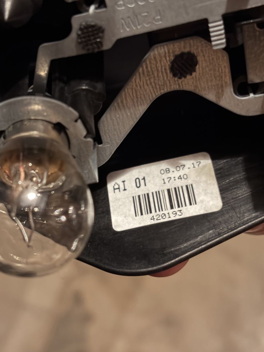Lampade: BMW 3er E46 Rückleuchte Lampenträger Heckleuchte – Nuovo (secondo la descrizione) da Glattbrugg venduto da SonnySchwarz 2