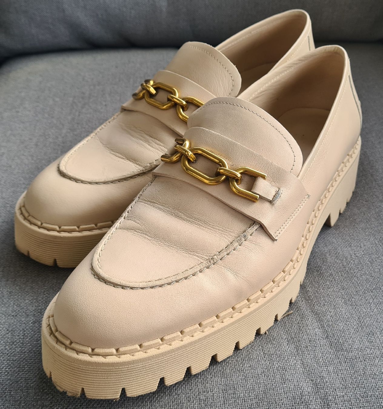 Massimo Dutti Scarpe da donna: Massimo Dutti Damen Schuhe gr 41 – Usato da Nebikon venduto da Draga25 2