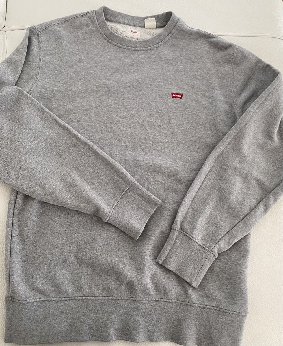 Levi's Pullover & Sweatshirts: Levis Pullover – Gebraucht aus Opfikon von Luis144