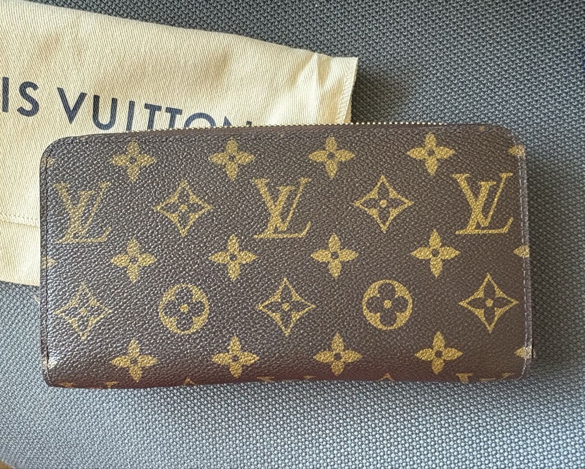 Louis Vuitton Brieftaschen: Louis Vuitton Zippy Portemonnaie – Gebraucht aus Baden von est_92cz 1