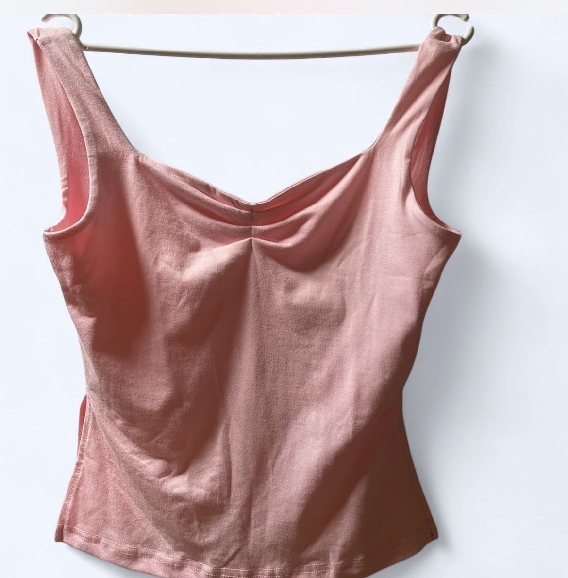 Tops: Pink top – Neuf (Voir description) à Madiswil par ren_gqz9 1