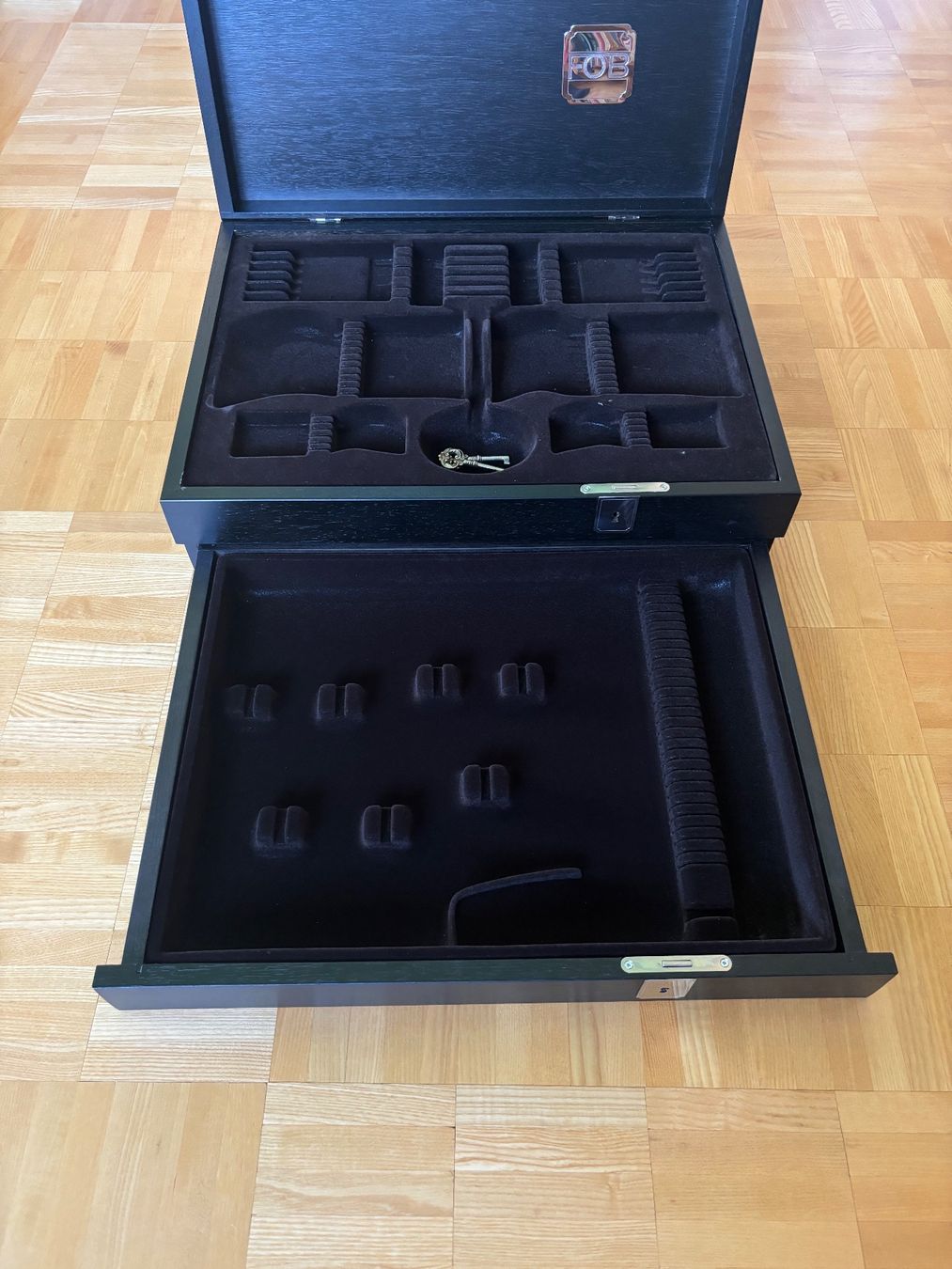 Portagioie: Coffret en bois rangement pour couverts – Nuovo (secondo la descrizione) da Delémont venduto da pirangidonorte 3