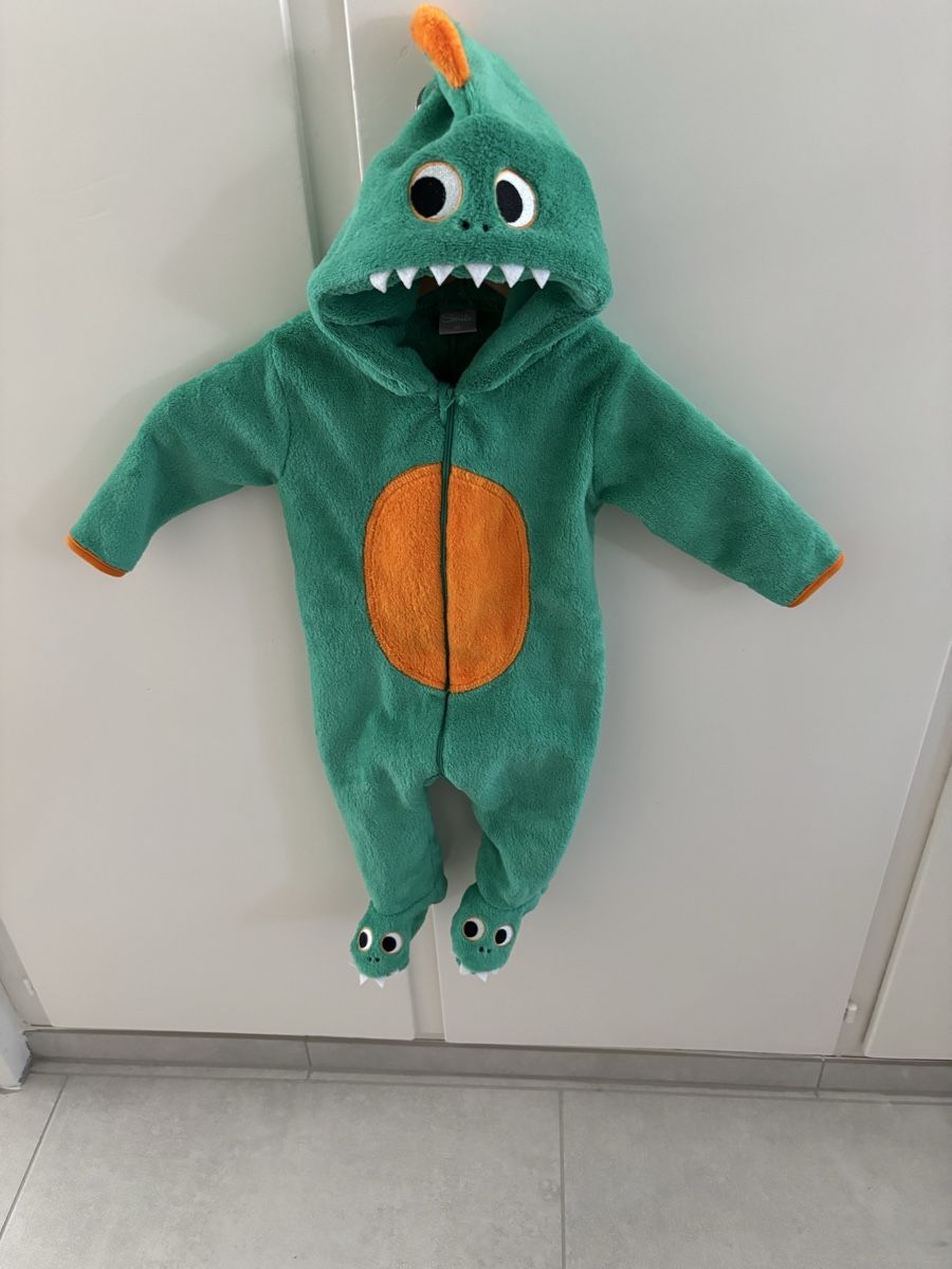Lotti & Set di vestiti: Süsser Dinosaurieroverall Gr 68 – Usato da Urdorf venduto da rosenkohl01