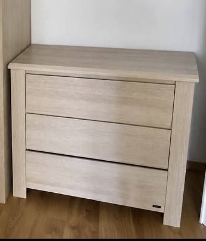 Kommoden: Commode 3 tiroirs – Gebraucht aus Corseaux von Elo75