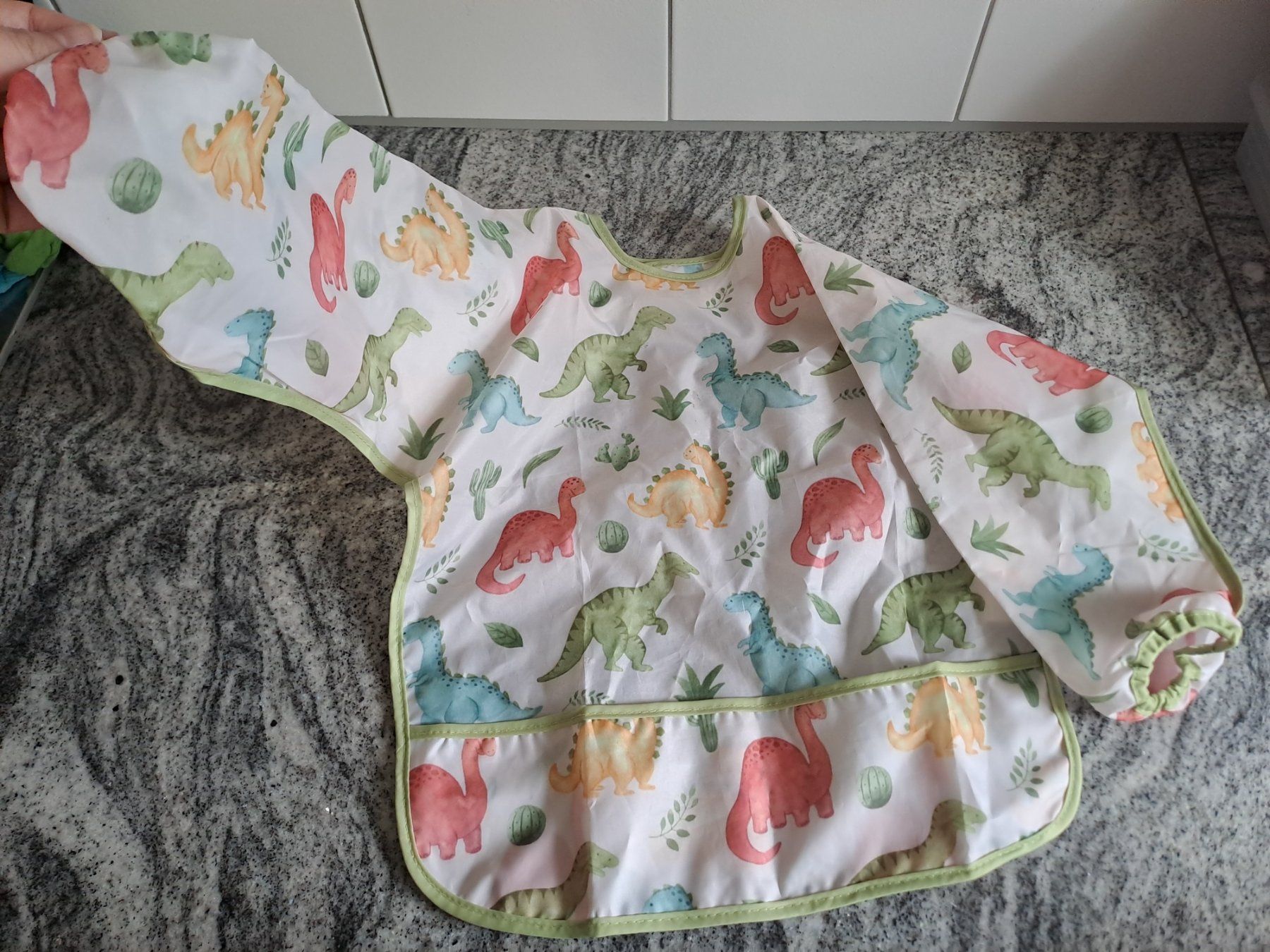 Sonstiges für Kind & Baby: Latzli Kinder Langarm Dino Muster – Gebraucht aus Rickenbach LU von bishiida 1