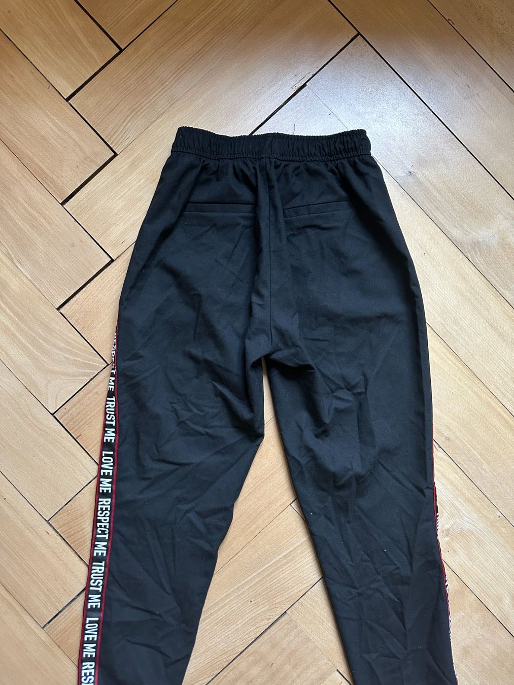 Bershka Hosen: BERSHKA - Track Pants Hose schwarz S – Gebraucht aus Zürich von Diazaio 2