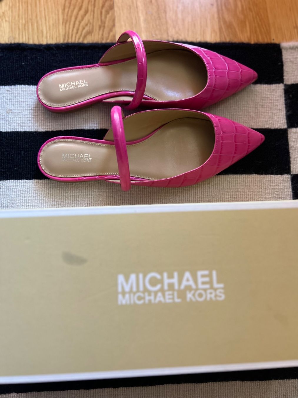 Michael Kors Scarpe da donna: Michael Kors Mule Gr.38, neu & ungetragen – Nuovo e nell'imballaggio originale da Birsfelden venduto da jul_7wy6 1
