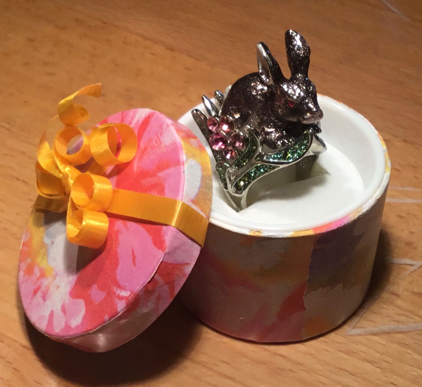 Anelli: Hasenring mit Strass, Frühlings-Accessoire! – Nuovo e nell'imballaggio originale da Roggwil /BE venduto da elegance45