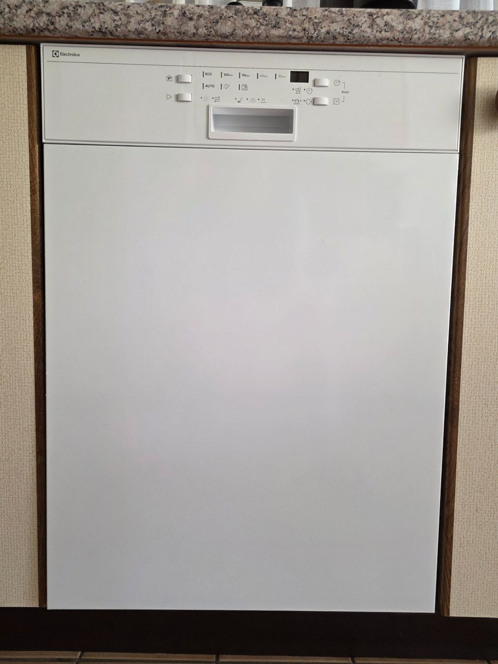 Electrolux Machines à laver la vaisselle: Lave-vaisselle Electrolux, blanc, bon état – D'occasion à Pully par jfm_7lsn