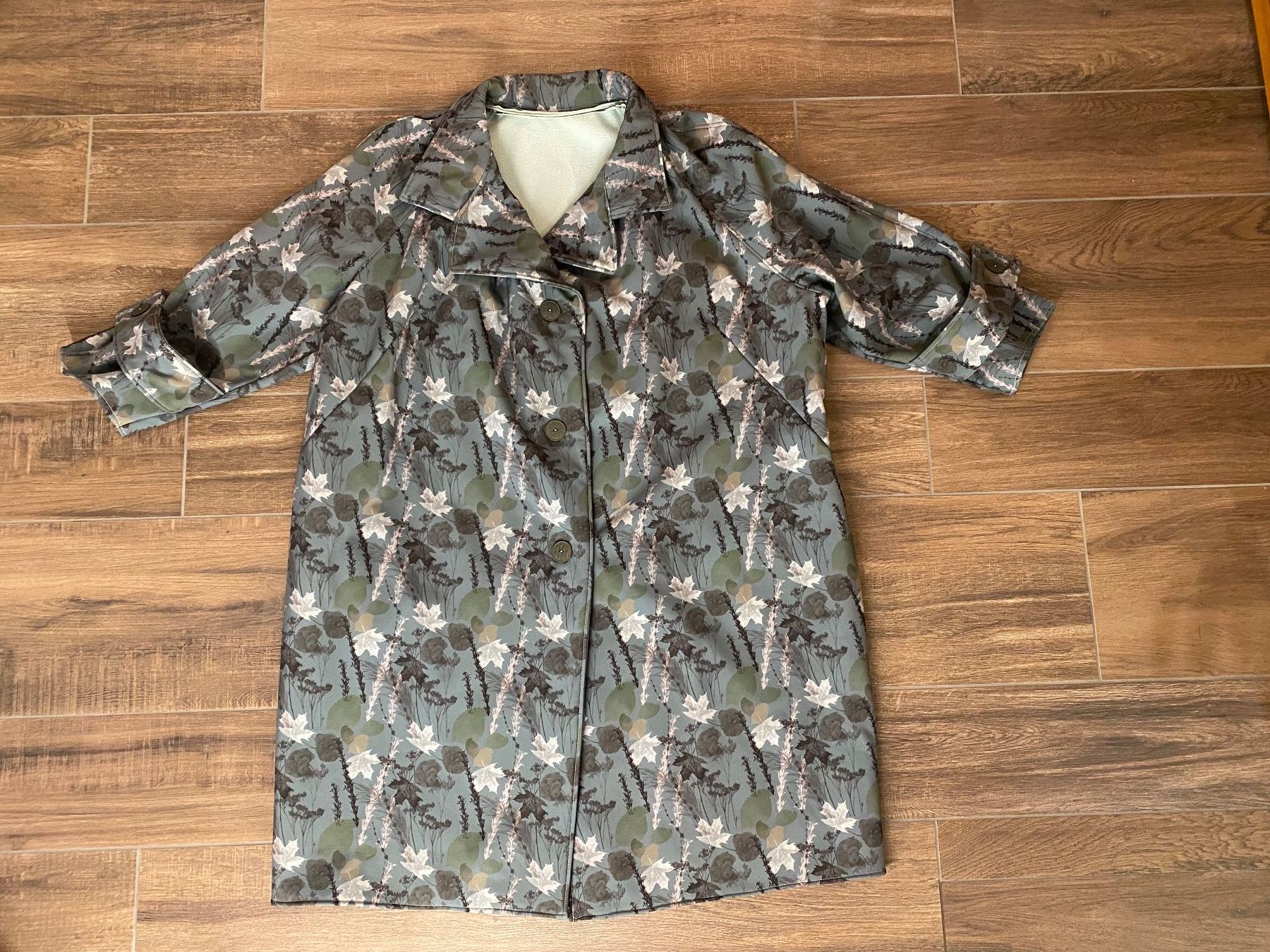 Cappotti: Mantel Softshell Blätter-Print mint Gr. 54/56 – Usato da Arlesheim venduto da san_w9vr