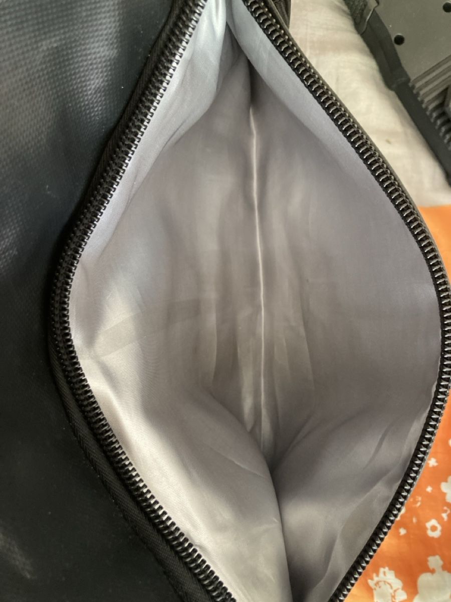 Freitag Taschen: Messenger Bag Black & White   – Gebraucht aus Zürich von sele_x 5