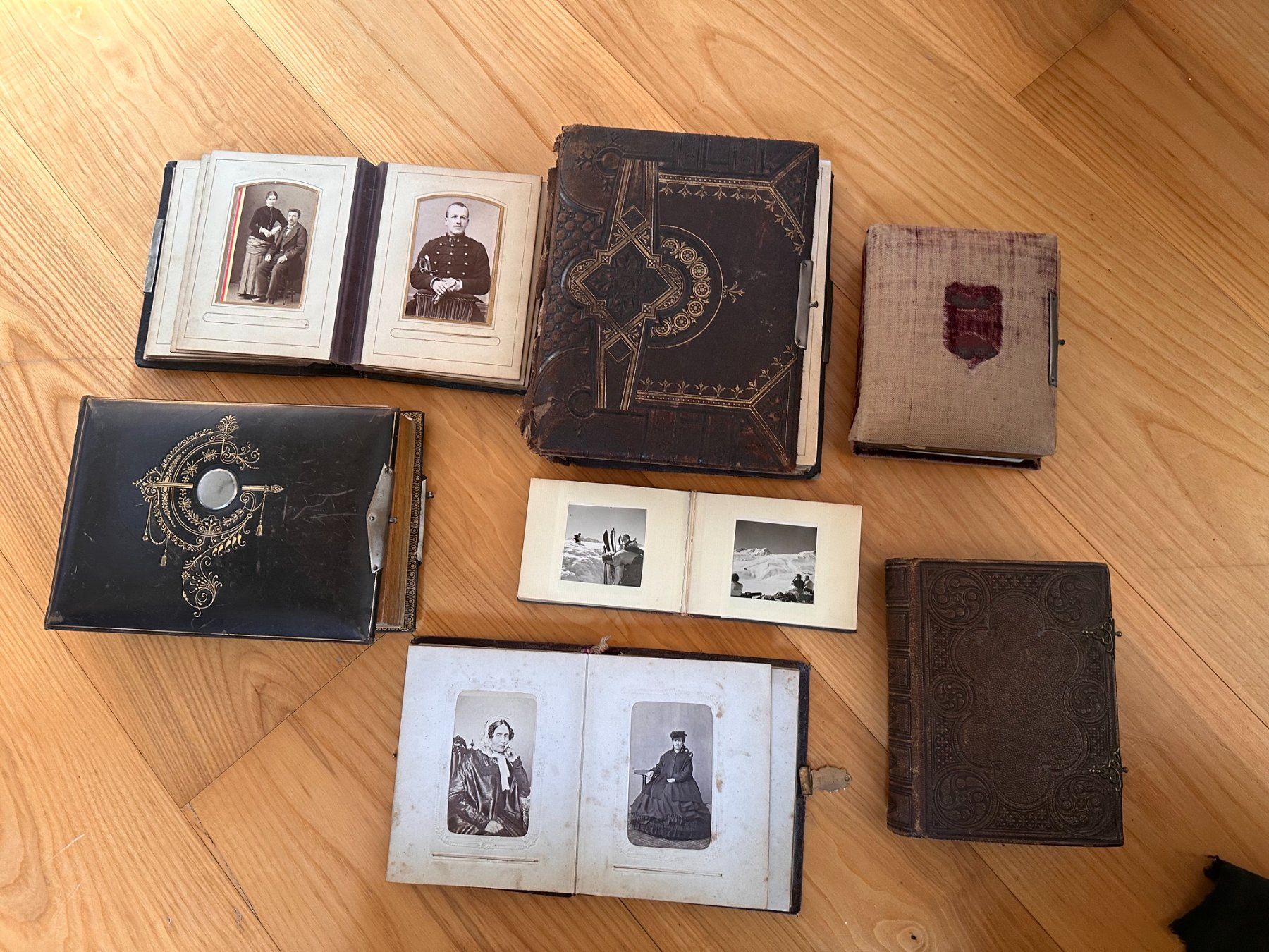 Alben: Fotoalben antik - Sammlung – Gebraucht aus Bern von Julien_N 1