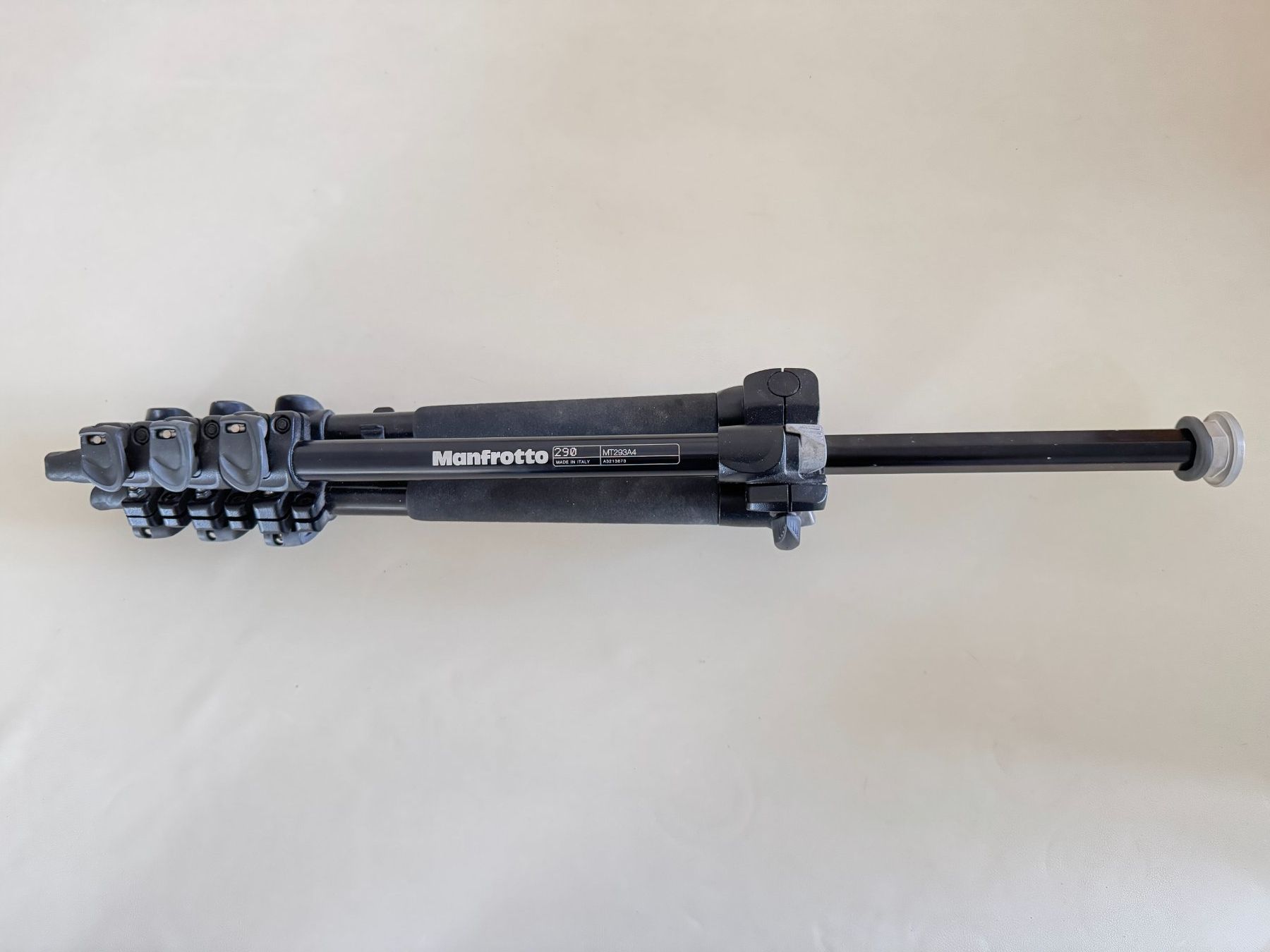 Manfrotto Treppiedi & Teste: Manfrotto Tripod – Usato da Gland venduto da billbiz 3