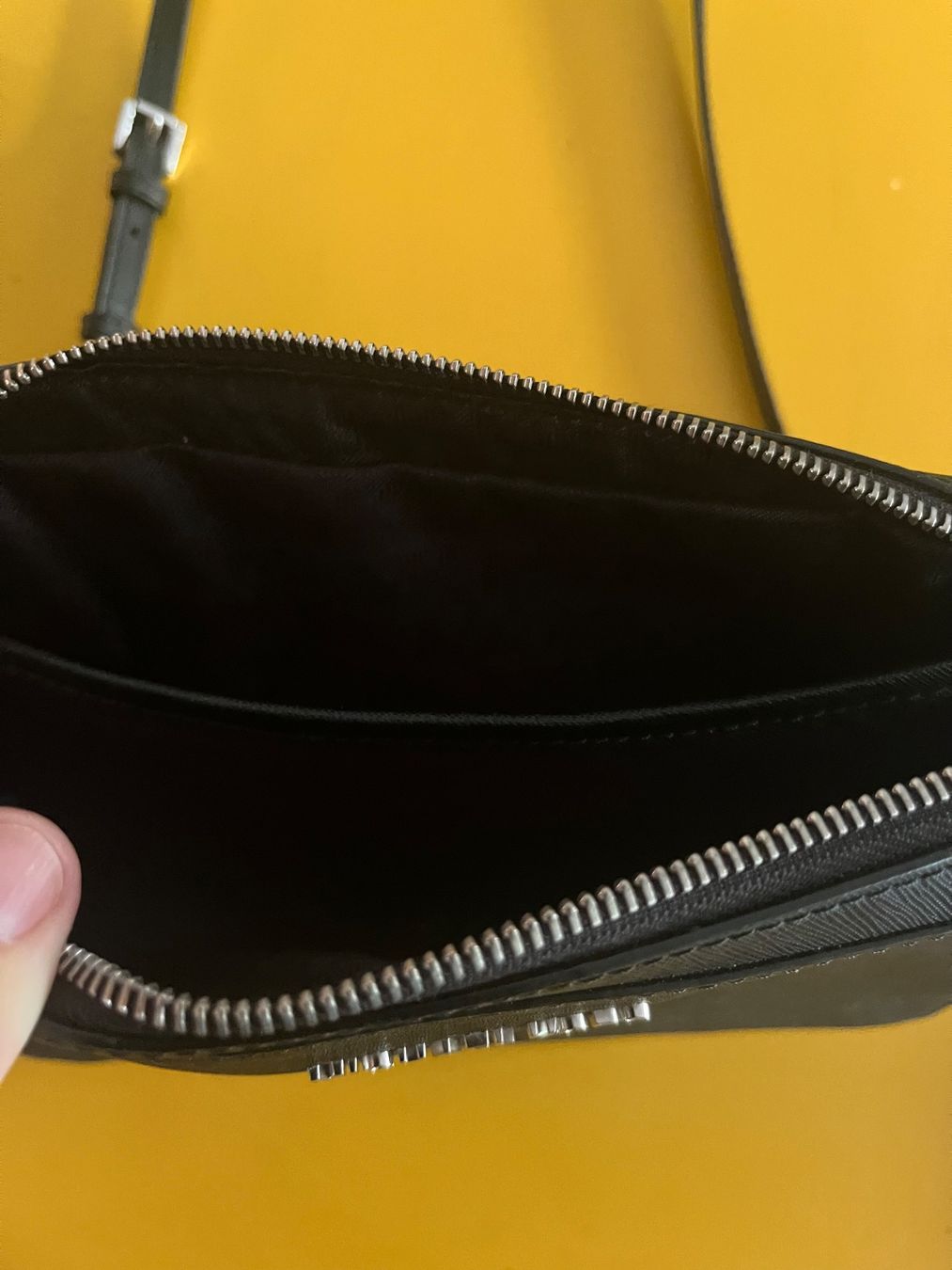 Michael Kors Sacs femmes: Sac Michael Kors – D'occasion à Biel-Bienne par Doriskoloris 3