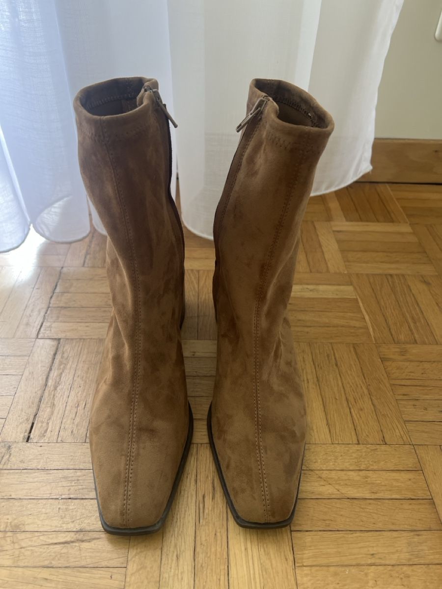 H&M Damenschuhe: Boots – Gebraucht aus Zug von kar_vq6b