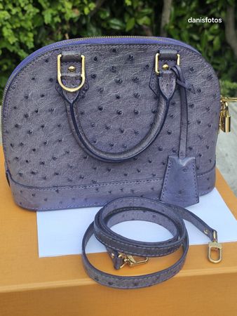 Louis Vuitton Alma BB Tasche Leder Figue braucht Farbe