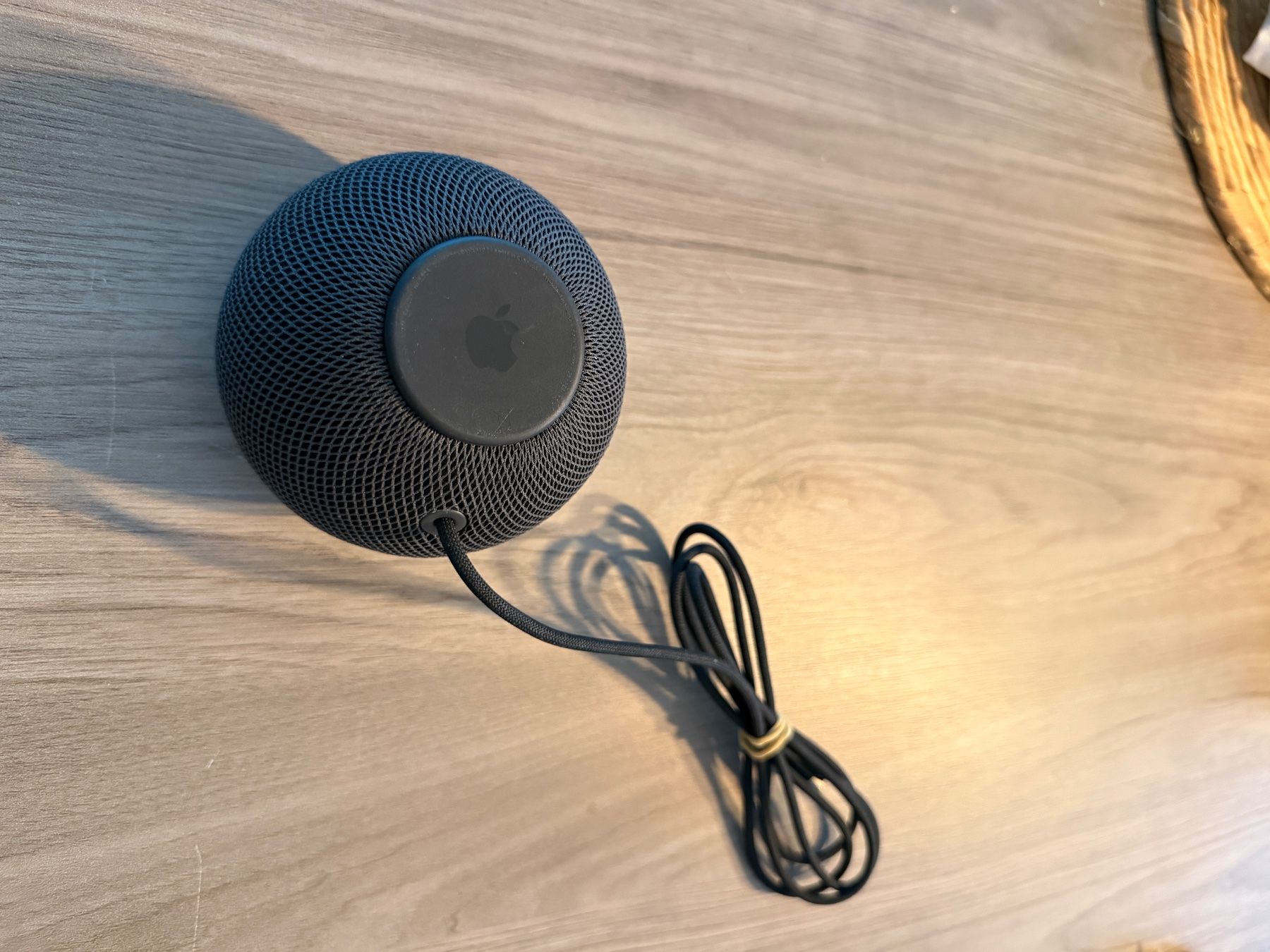 Apple Haut-parleurs: Apple HomePod mini schwarz neuwertig – D'occasion à Villmergen par ivancitomm99 1