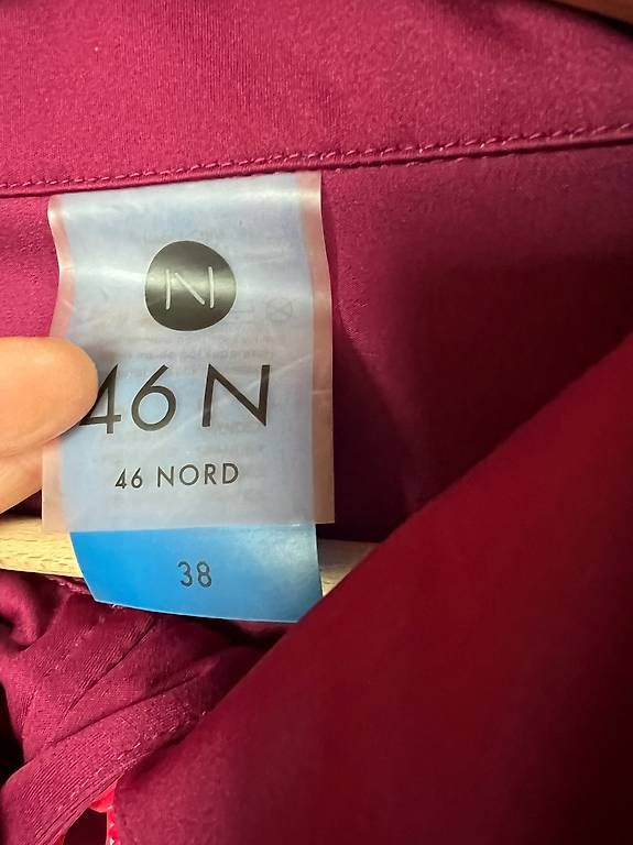 Vestes: Joggingjacke winddicht 38 – D'occasion à Weiningen TG par Sina114 2