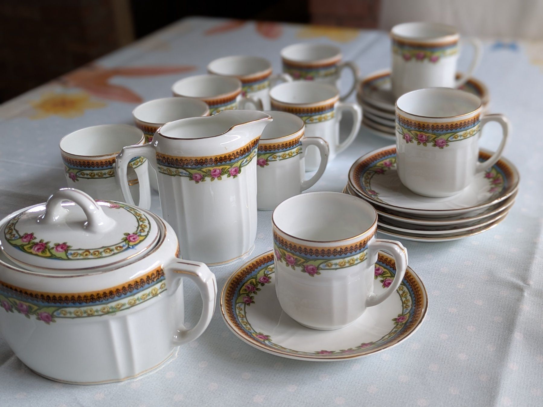 Set di piatti: Vintage Coffee Set - DF Czechoslovakia – Usato da Zürich venduto da tij_v2g7