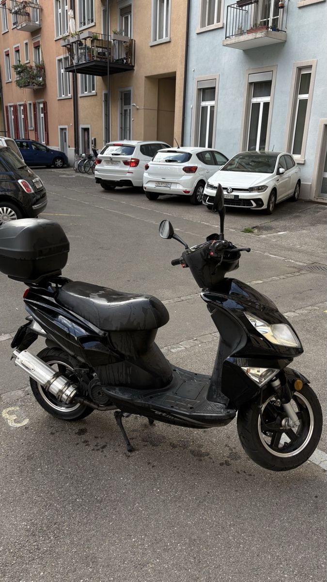 Strada: Roller 125 – Usato da Zürich venduto da Noah2314 2