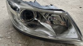 Skoda Octavia 2 II Facelift Scheinwerfer Rechts Bj.09-13