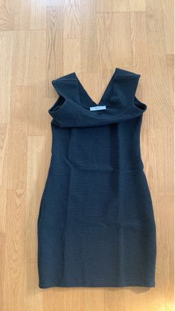 Elegantes Mango Strickkleid, Grösse S, Schwarz,