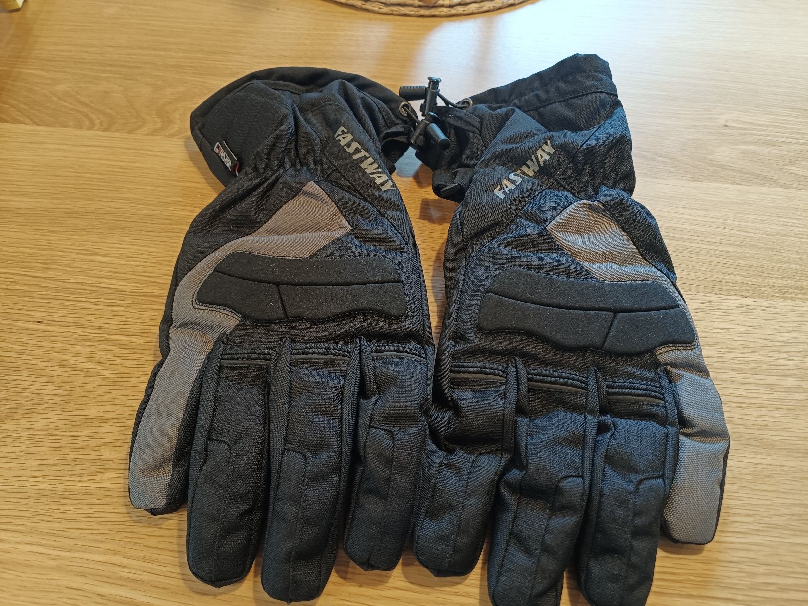 Altri accessori da uomo: Töff Handschuhe Motorrad/Roller – Usato da Lyssach venduto da Hinnerk1968
