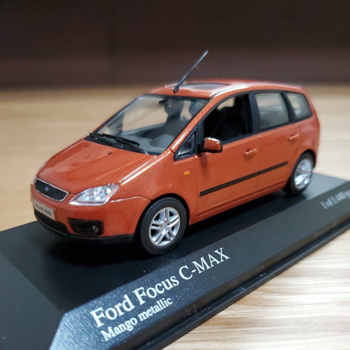 Ford Modellautos: Ford Focus C-Max (2003) – Neu und originalverpackt aus Flawil von Imperiosud