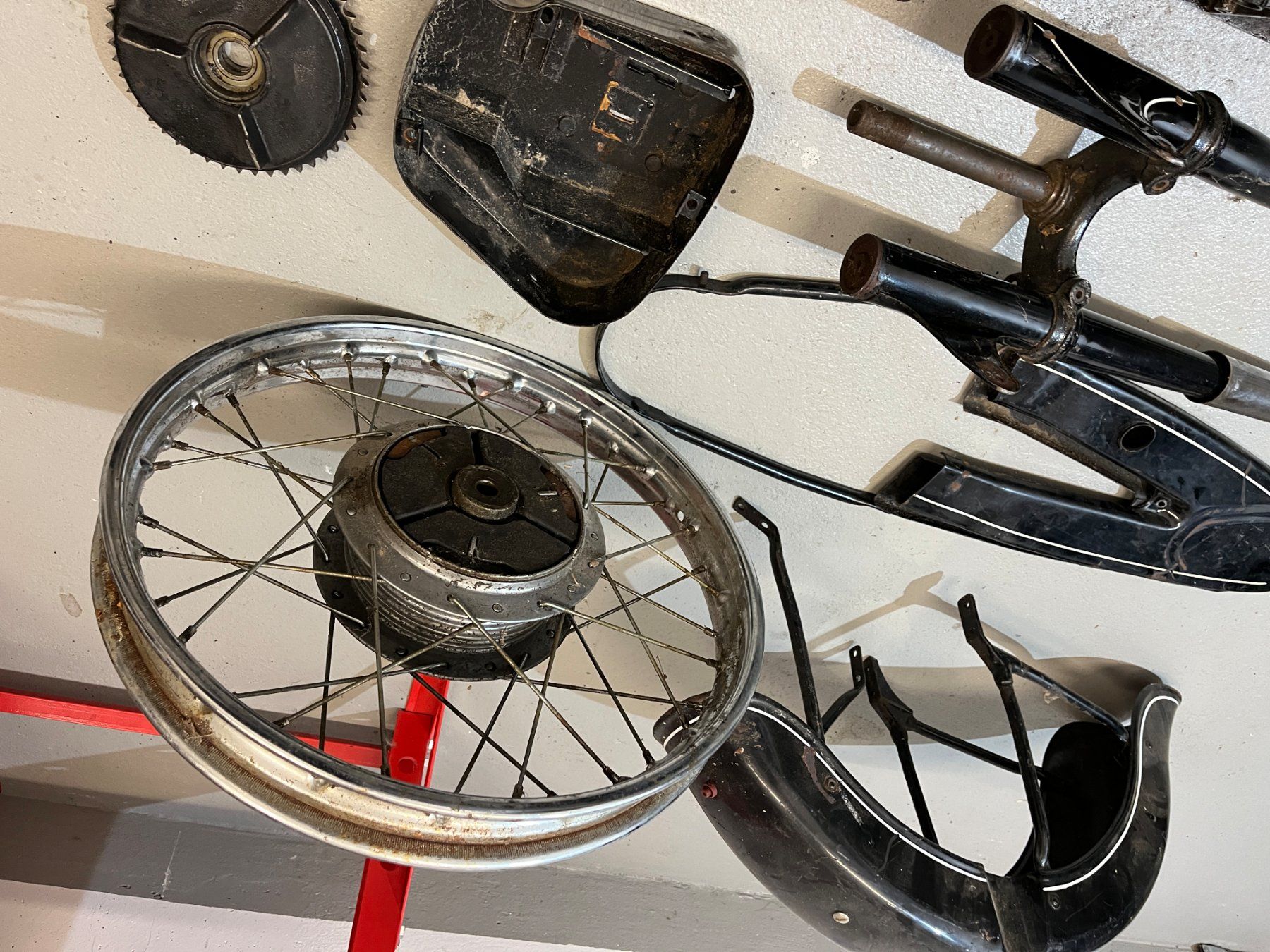 DKW Tutti i ricambio per moto: DKW RT 250/2 Motor und diverse Ersatzteile – Usato da Embrach venduto da Manu1976 3