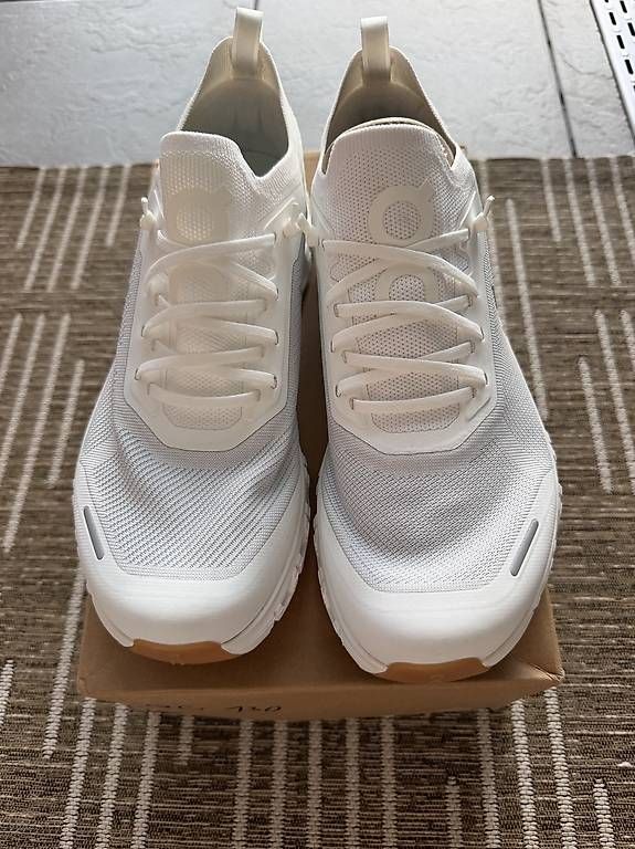 On Scarpe da uomo: ON Cloud Versa – Nuovo (secondo la descrizione) da Wangen ZH venduto da alexia022 1