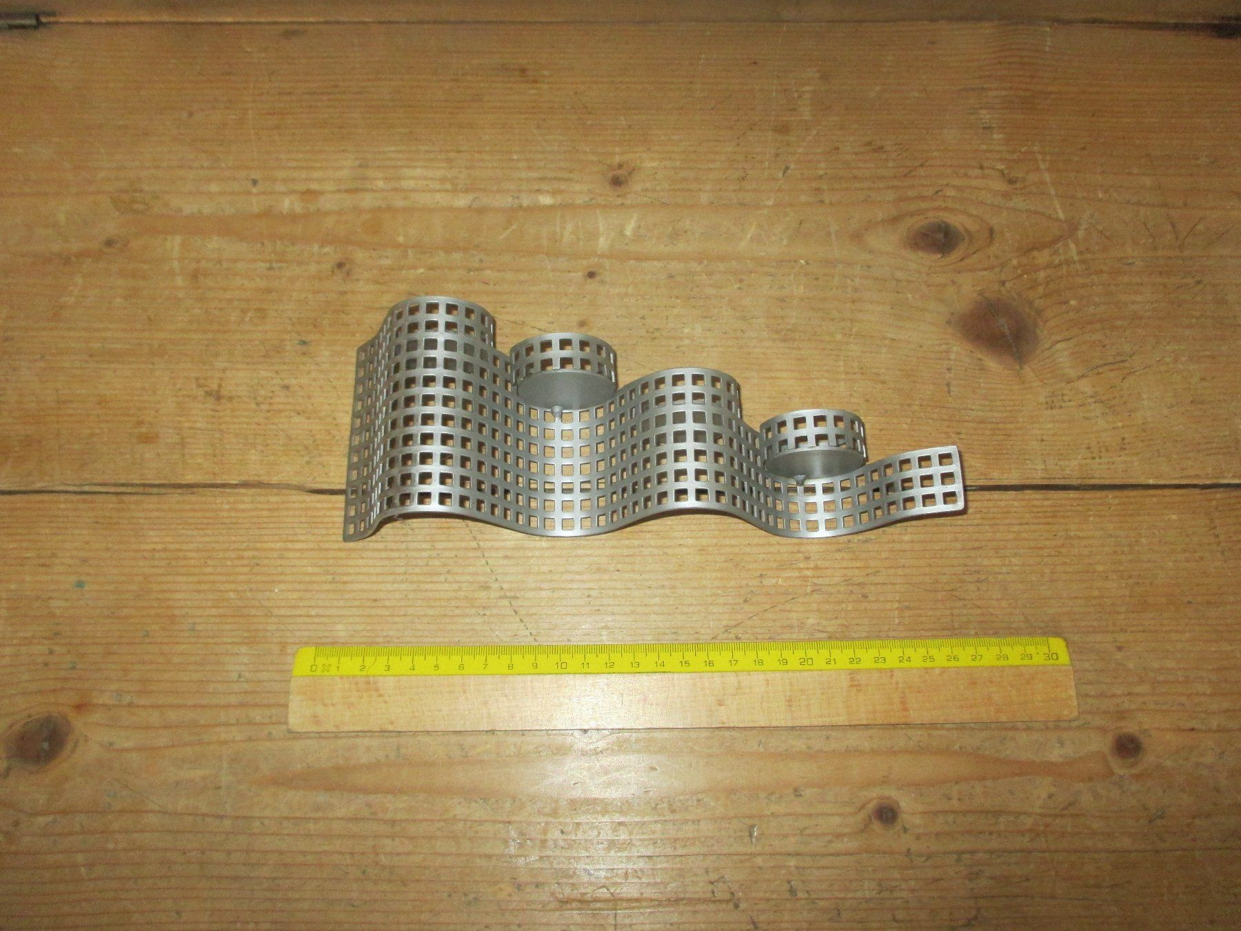 Kerzenständer: Teelichthalter Aluminium – Gebraucht aus Flims - Dorf von Stagediver 1